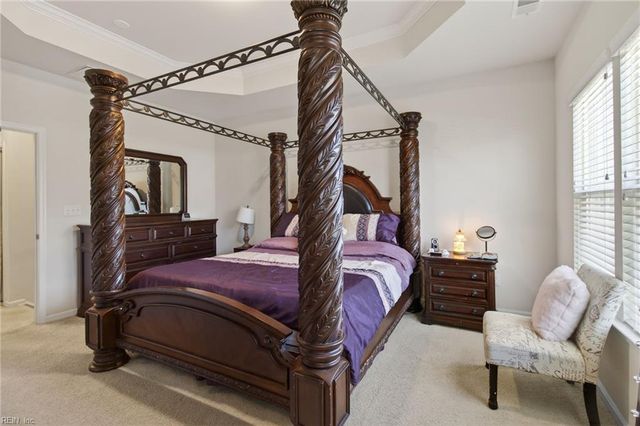 362 Spring Hill PL, Smithfield, VA 23430