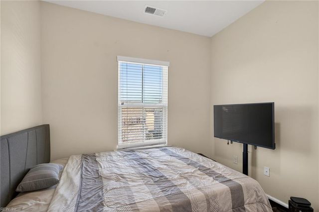 362 Spring Hill PL, Smithfield, VA 23430