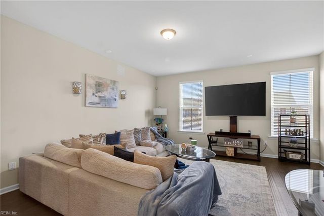 362 Spring Hill PL, Smithfield, VA 23430