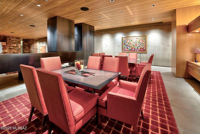 7474 N Catalina Ridge Drive, Tucson, AZ 85718