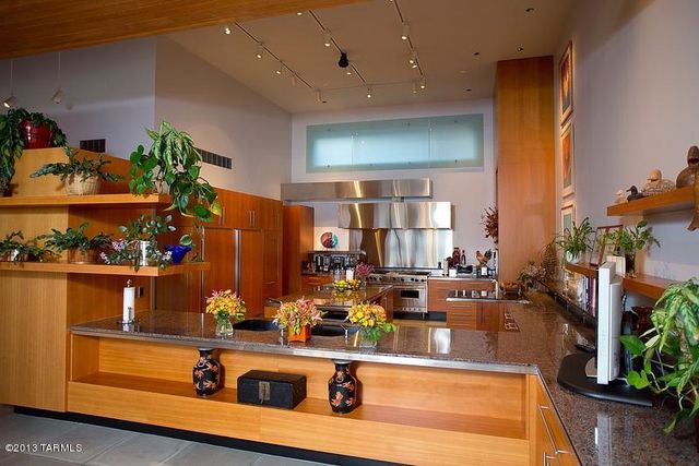 7474 N Catalina Ridge Drive, Tucson, AZ 85718