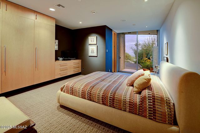 7474 N Catalina Ridge Drive, Tucson, AZ 85718