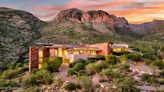 7474 N Catalina Ridge Drive, Tucson, AZ 85718