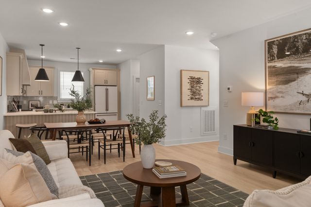 3212 Conviser, Nashville, TN 37207