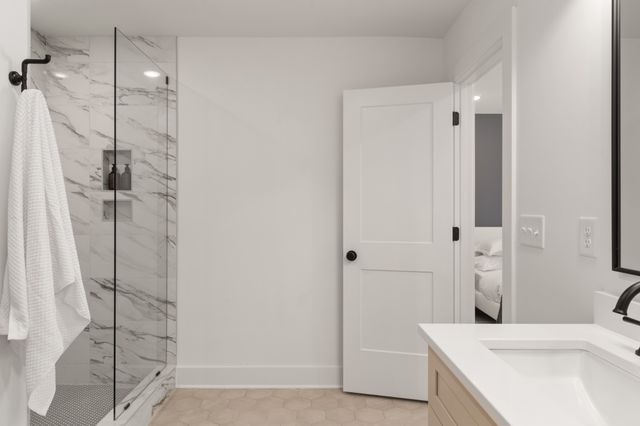 3212 Conviser, Nashville, TN 37207