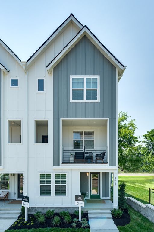 3212 Conviser, Nashville, TN 37207