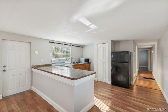 5464 S Wilson Point, Homosassa, FL 34446