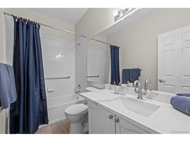 2754 Odell Dr, Erie, CO 80516