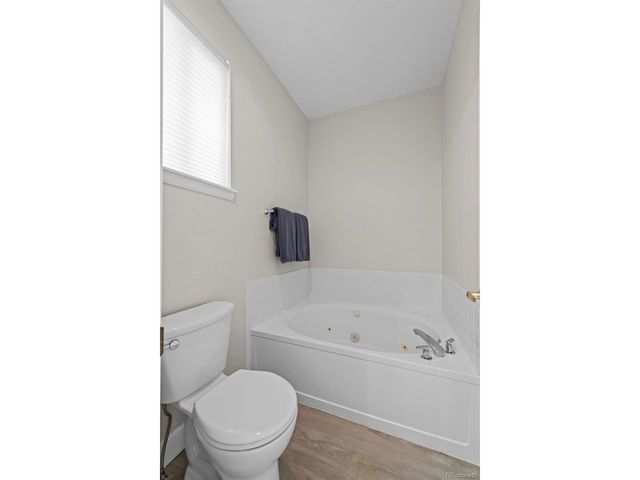 2754 Odell Dr, Erie, CO 80516
