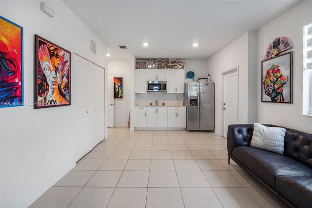 21189 SW 127th Ct, Miami, FL 33177