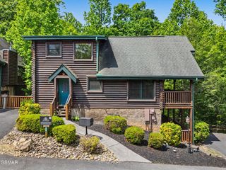 755 Glory Ridge Way, Gatlinburg, TN 37738