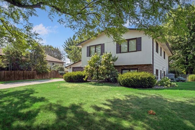 10342 Rhode Island Circle, Bloomington, MN 55438