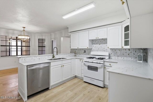 944 Tenby Drive, Brandon, MS 39047