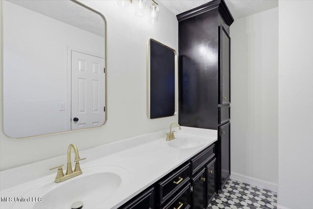 944 Tenby Drive, Brandon, MS 39047