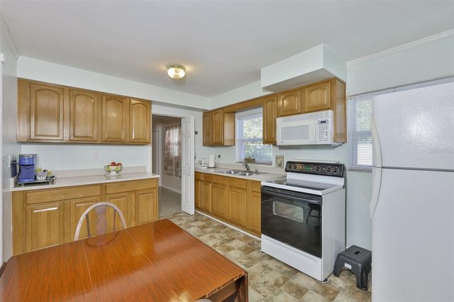 5105 SAINT CHARLES PLACE, Tampa, FL 33610