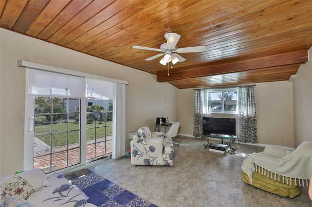 5105 SAINT CHARLES PLACE, Tampa, FL 33610