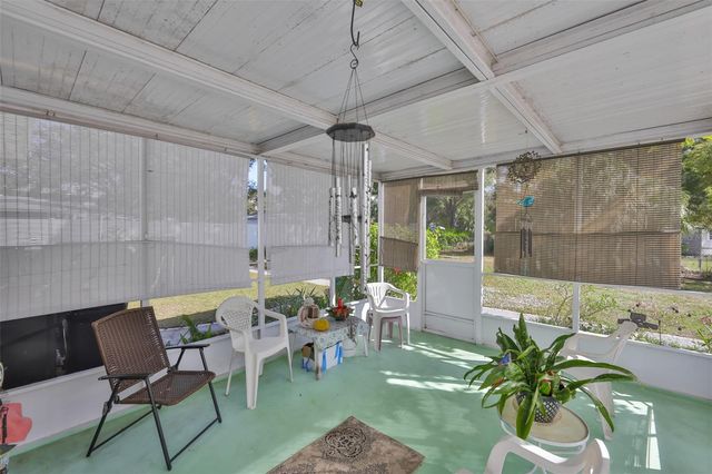 5105 SAINT CHARLES PLACE, Tampa, FL 33610