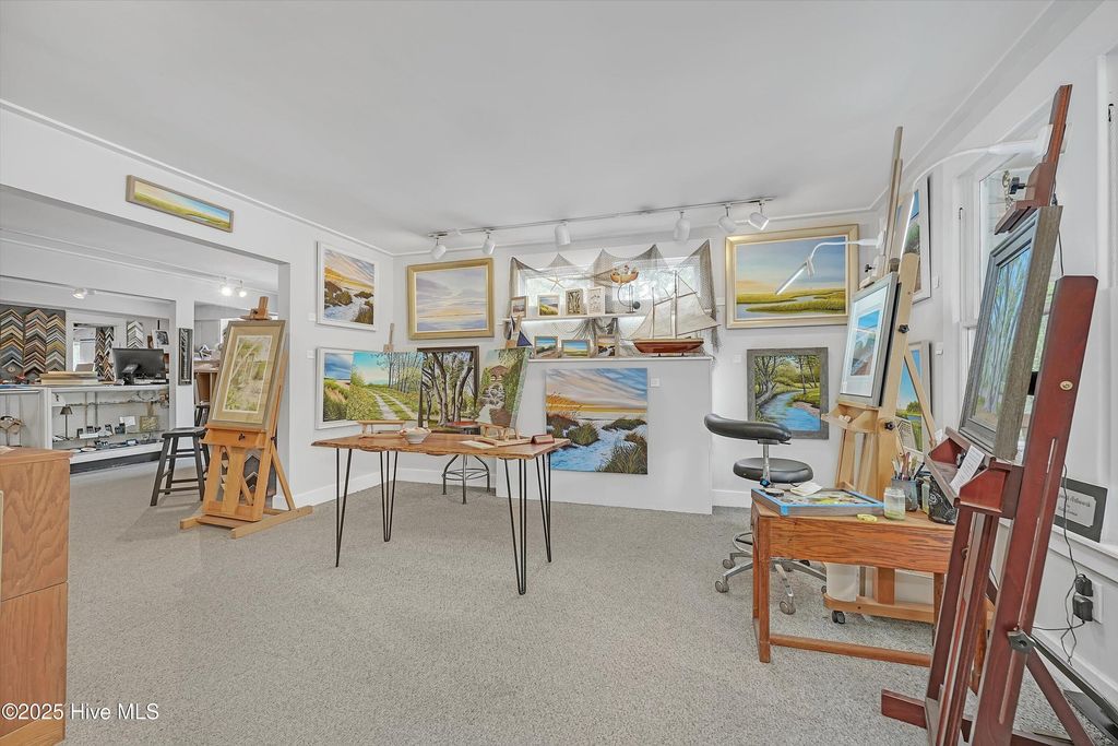 Image 25 of property listing at 211 N Howe Street, Saint James, NC 28461