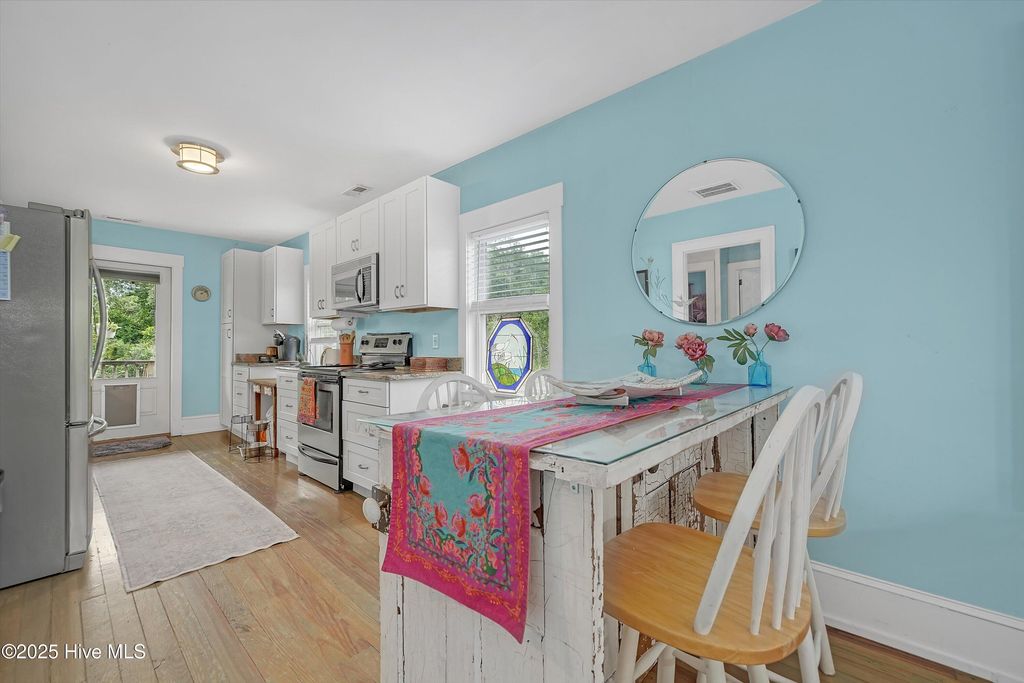 Image 28 of property listing at 211 N Howe Street, Saint James, NC 28461