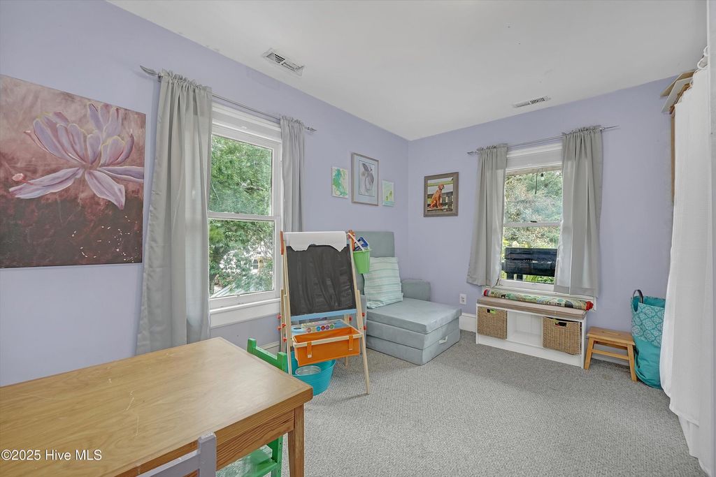 Image 36 of property listing at 211 N Howe Street, Saint James, NC 28461