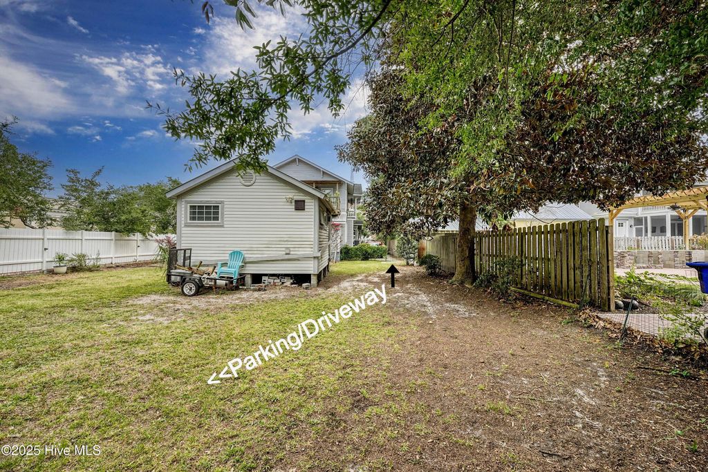 Image 44 of property listing at 211 N Howe Street, Saint James, NC 28461