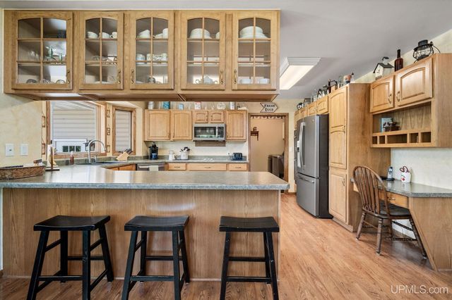 N4579 M67 Highway, Chatham, MI 49816