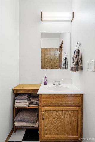 N4579 M67 Highway, Chatham, MI 49816