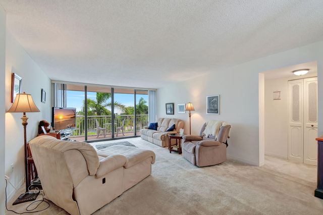 3546 S Ocean Boulevard S 512, South Palm Beach, FL 33480