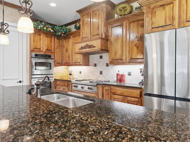2201 Lady Cornwall Drive, Lewisville, TX 75056
