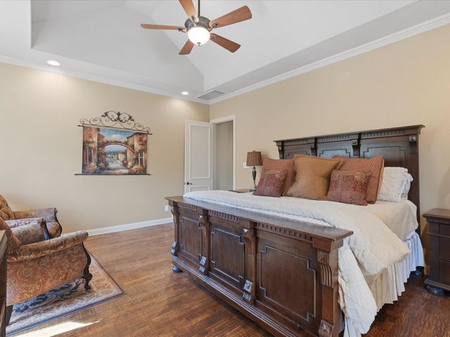 2201 Lady Cornwall Drive, Lewisville, TX 75056