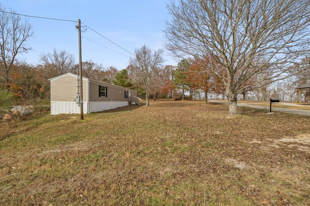 108 Lyell Rd, Hohenwald, TN 38462