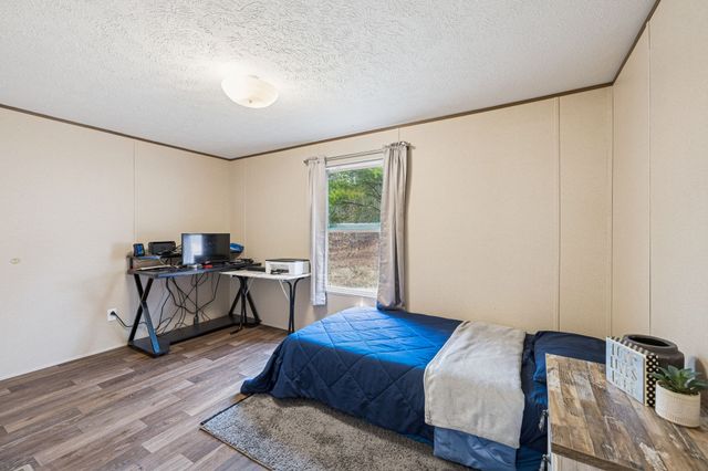 108 Lyell Rd, Hohenwald, TN 38462