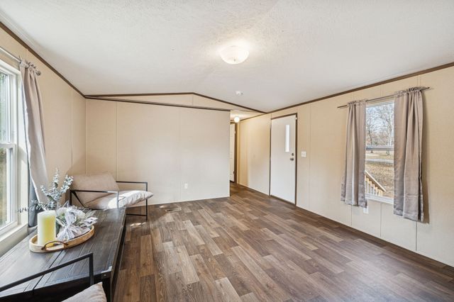 108 Lyell Rd, Hohenwald, TN 38462