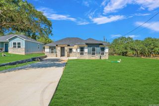 1363 Canyon Edge, Canyon Lake, TX 78133