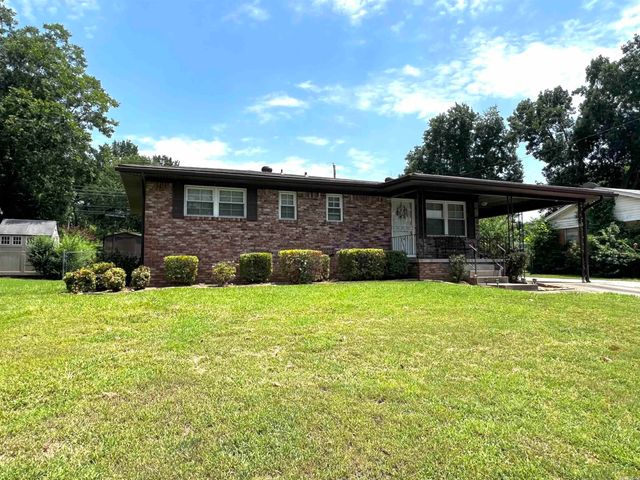31 Serenity Drive, Little Rock, AR 72205