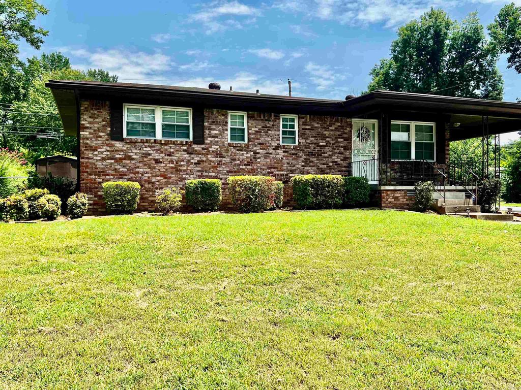 31 Serenity Drive, Little Rock, AR 72205