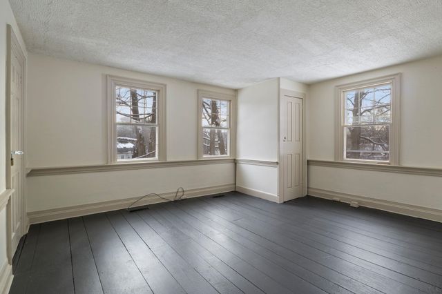 10 Chance Pond Road, Franklin, NH 03235