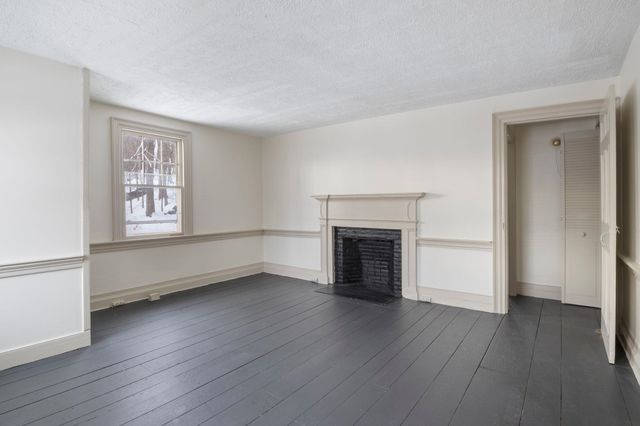 10 Chance Pond Road, Franklin, NH 03235