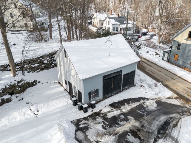 10 Chance Pond Road, Franklin, NH 03235