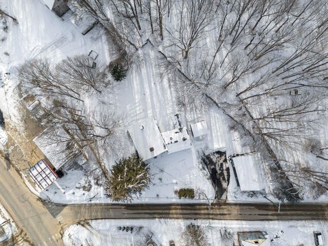 10 Chance Pond Road, Franklin, NH 03235