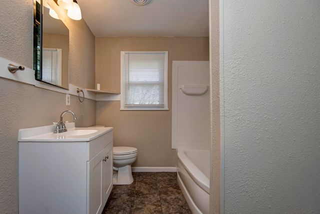 4982 S Douglas Drive, Republic, MO 65738