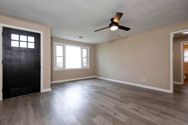 4982 S Douglas Drive, Republic, MO 65738