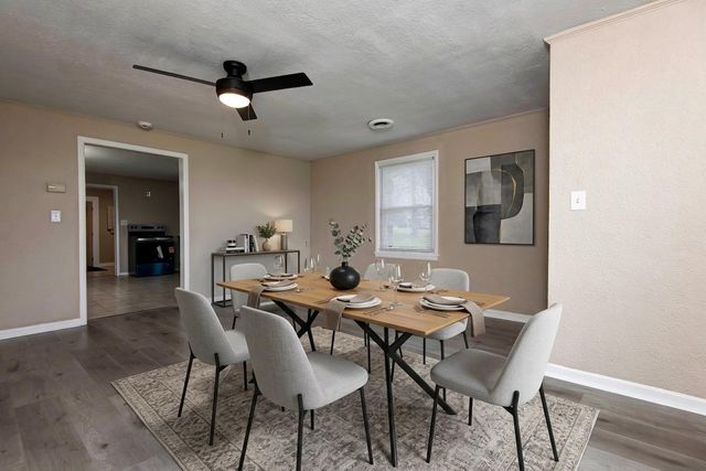 4982 S Douglas Drive, Republic, MO 65738