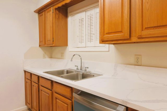 1311 Antoine Drive 251, Houston, TX 77055