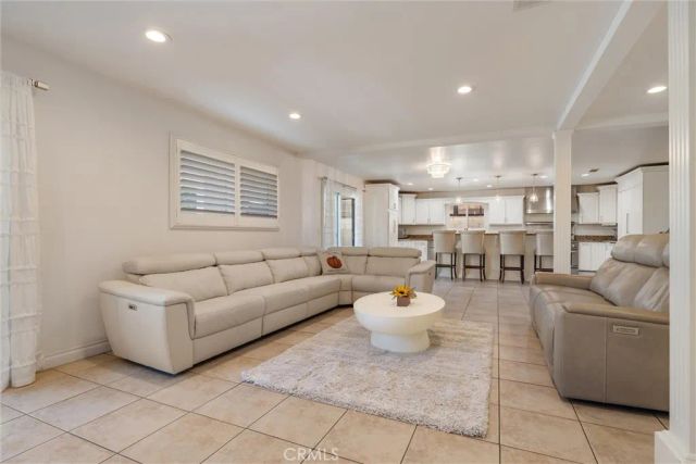 9434 Pico Vista, Downey, CA 90240