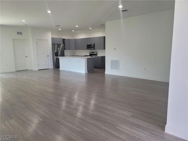 5002 Gramercy RD, Labelle, FL 33935