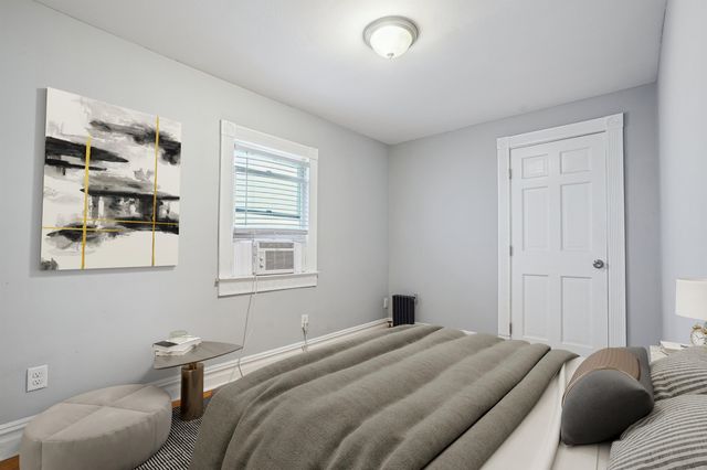 85 PEARSALL AVE, Jc, Bergen-lafayett, NJ 07305