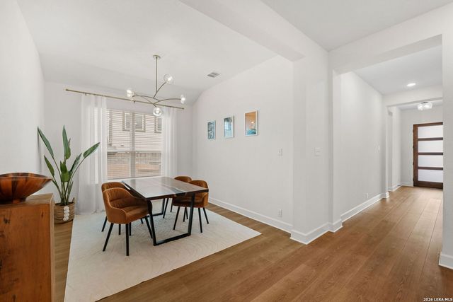 1014 Harmisch, San Antonio, TX 78260