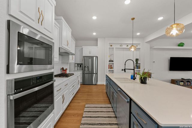 1014 Harmisch, San Antonio, TX 78260