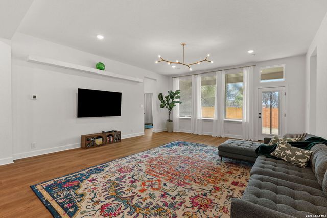 1014 Harmisch, San Antonio, TX 78260